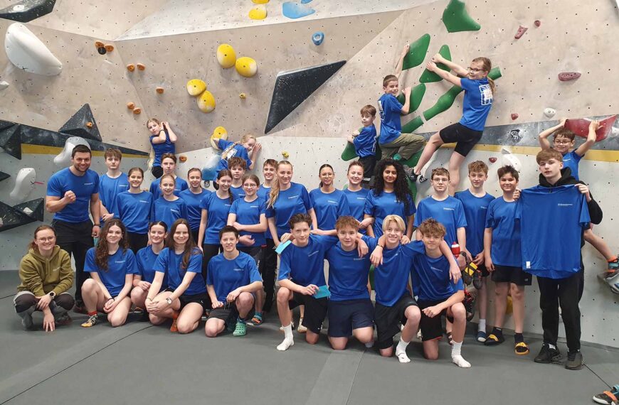 Schul Olympics Bouldern 